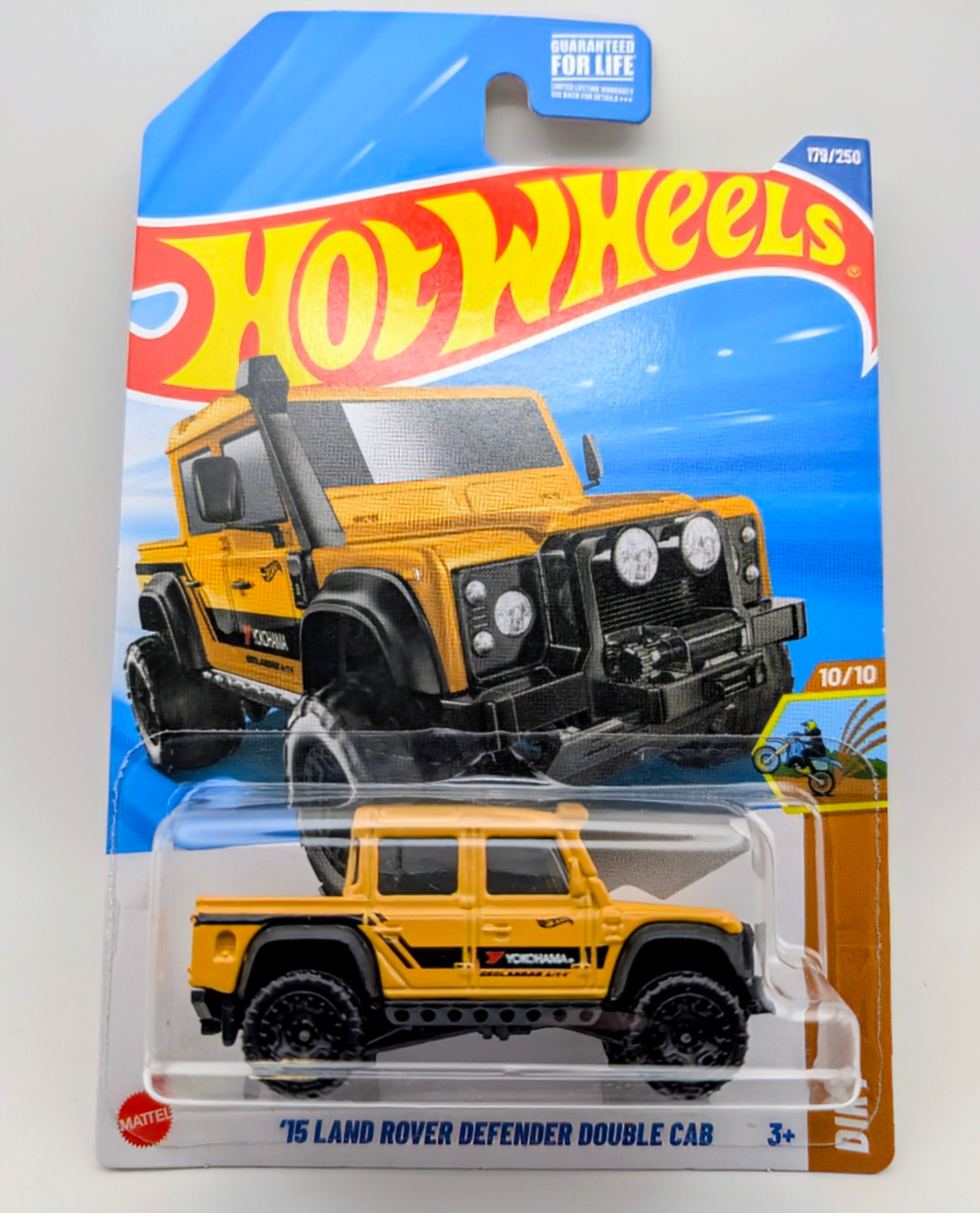 Hot Wheels | '15 Land Rover Defender Double Cab